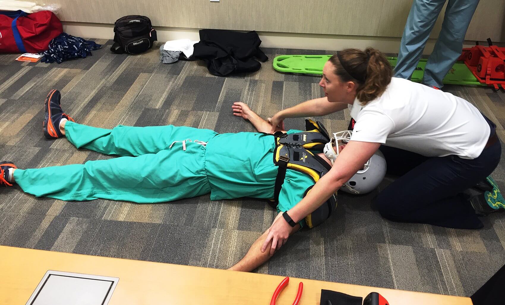 Baylor College of Medicine residents practice the new National Athletic Trainers’ Association guidelines. (Credit: Baylor College of Medicine)