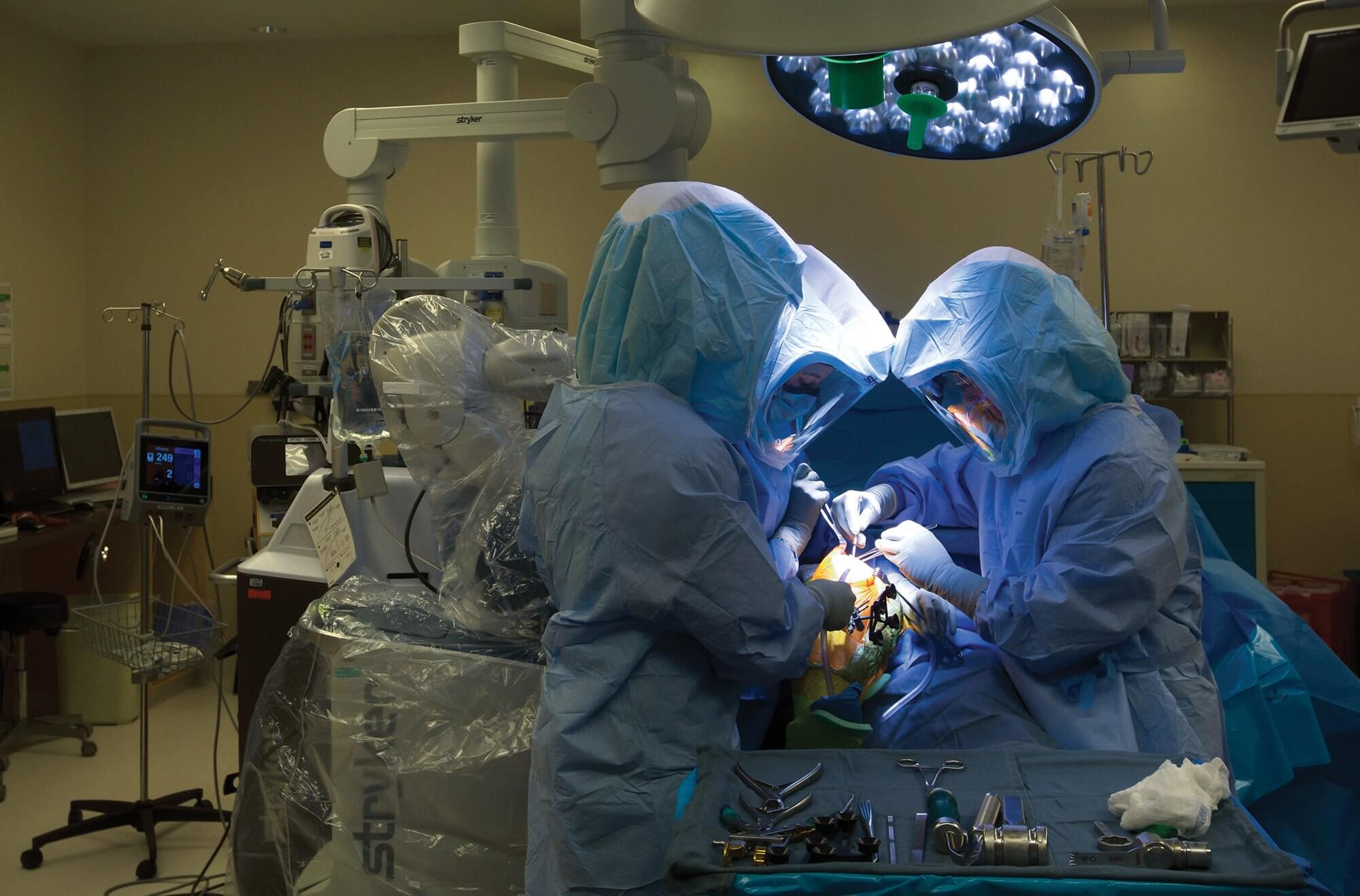 Tallahassee Orthopedic Clinic debuts robotic arm-assisted knee replacement