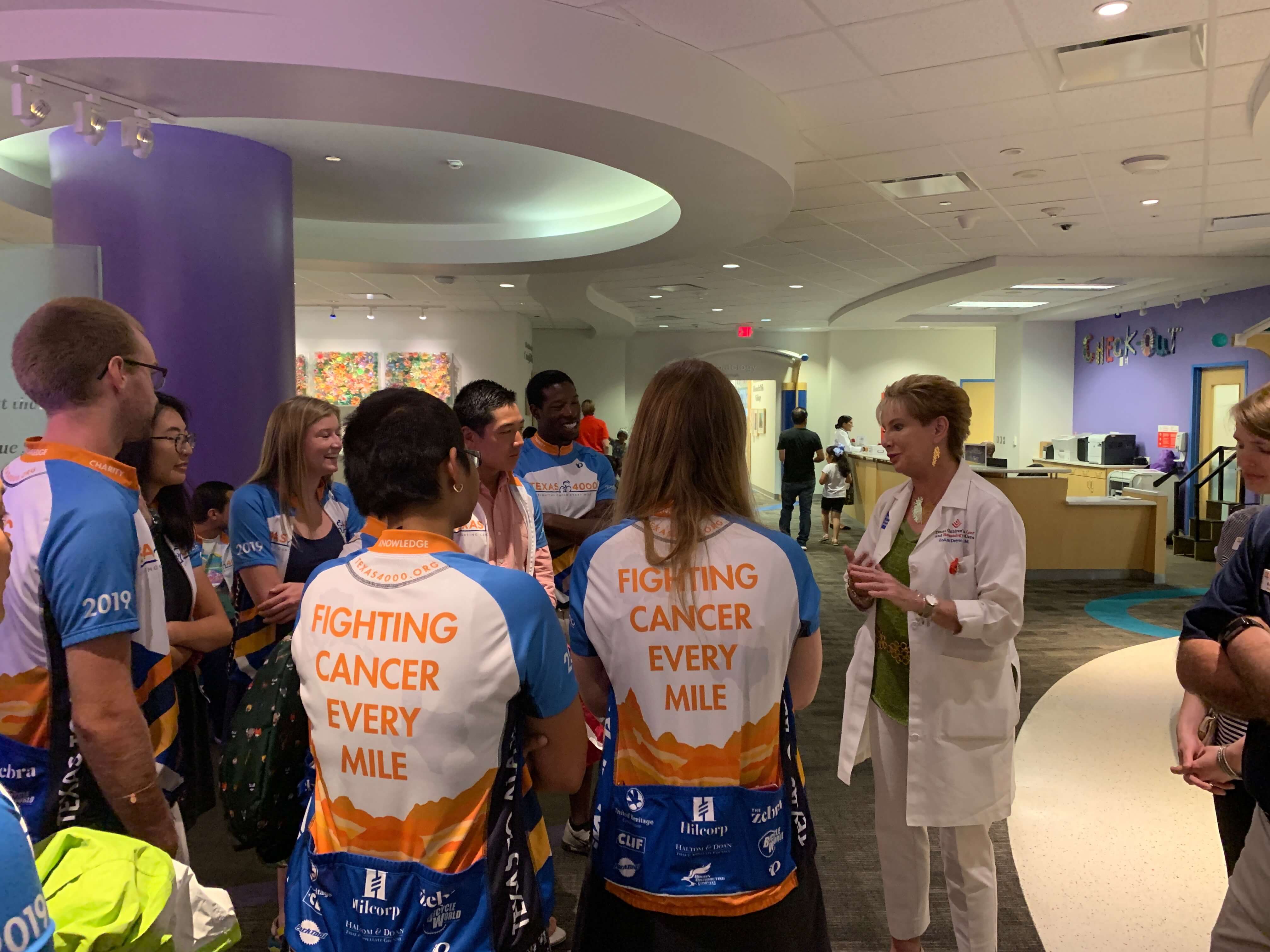 ZoAnn Dreyer, M.D., welcomes Texas 4000 riders to the Texas Children's Hospital Cancer and Hematology Centers on June 5, 2019.